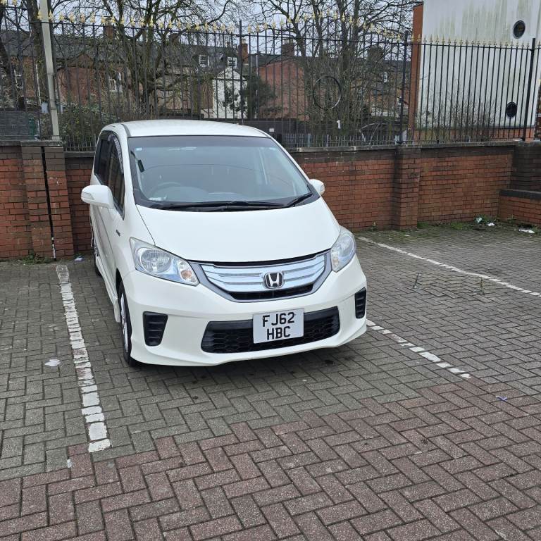 HONDA FREED 6 SLATER AUTO hybrid petrol 