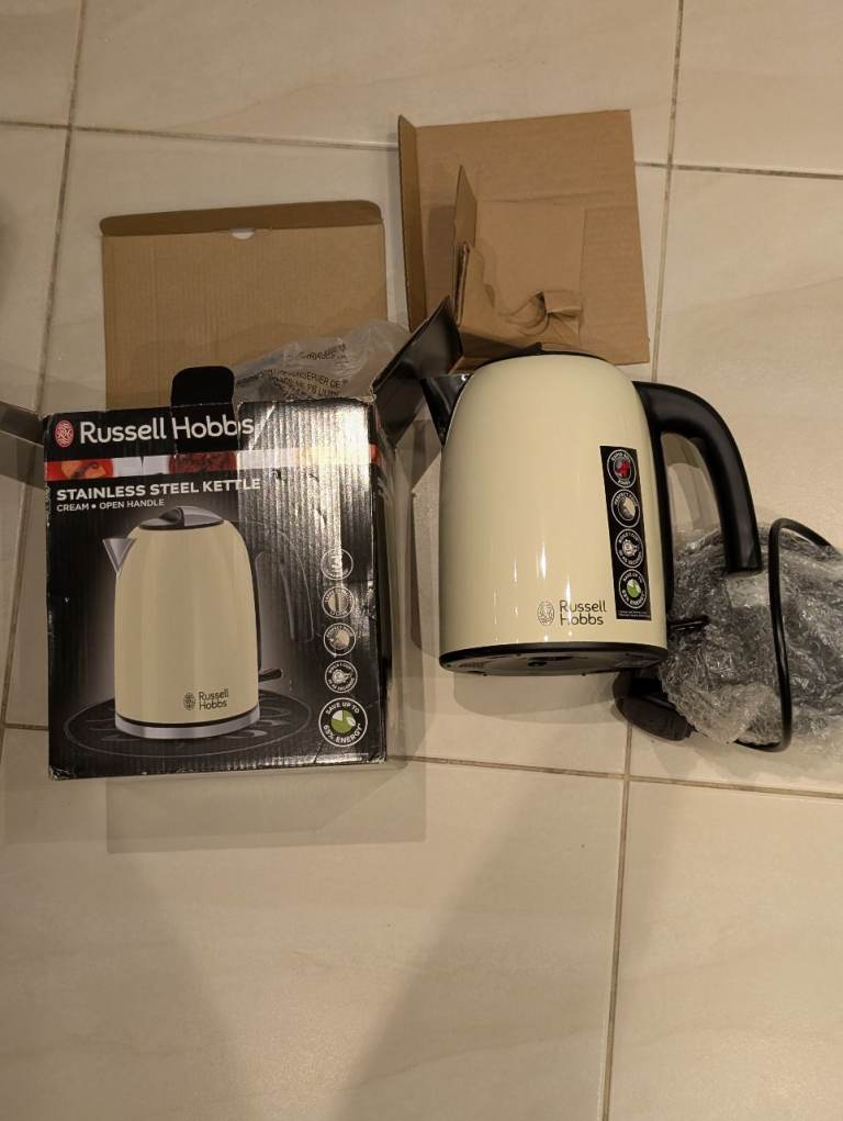 Brand new - Russell Hobbs Cream Stainless Steel Cordless Kettle 1.7L