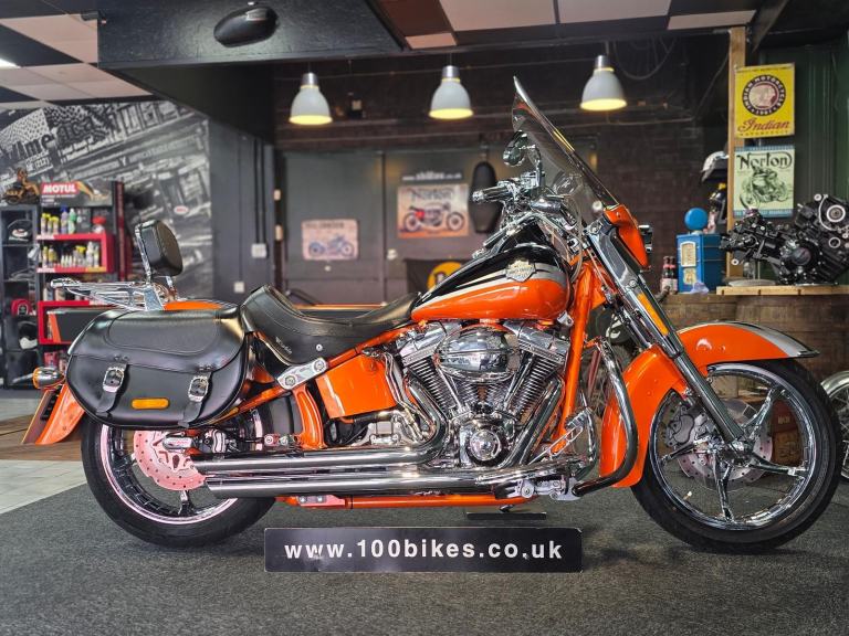 2010 HARLEY-DAVIDSON SOFTAIL CONVERTIBLE CVO SCREAMIN EAGLE 10,000 MILE'S 