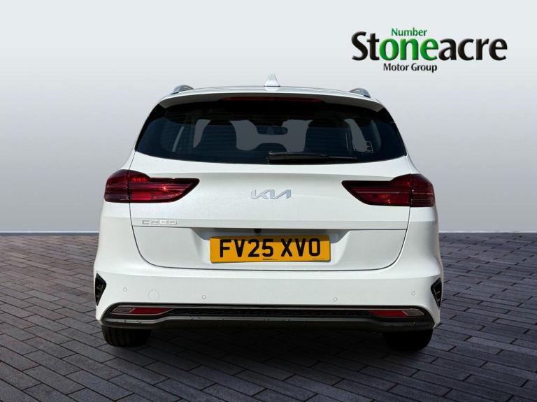 2025 Kia Ceed 1.5T GDi ISG 138 2 5dr ESTATE PETROL Manual