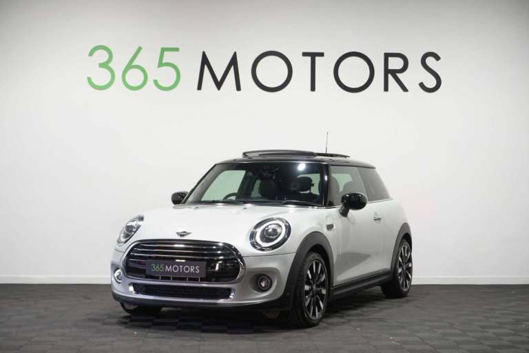 2019 MINI Hatch 1.5 Cooper Exclusive Hatchback 3dr Petrol Manual Euro 6 (s/s) (136 ps) Hatchback ...