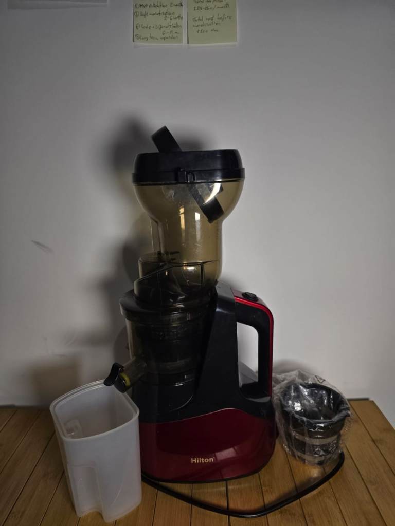 Hilton slow juicer
