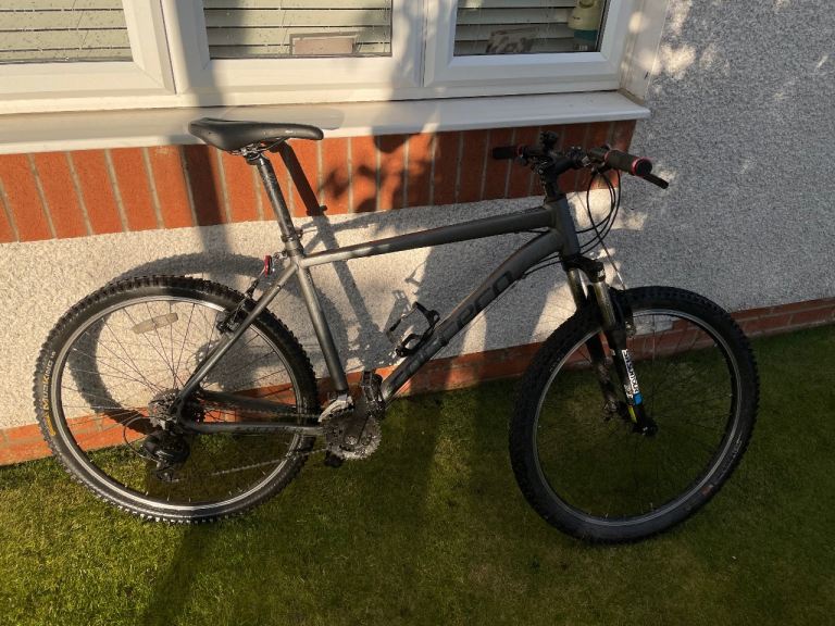 Proper Trail / MTB Carrera Velour Mountain Bike - Grey, Large, Good Condition