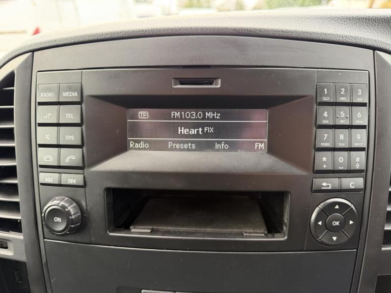 2020 Mercedes-Benz Vito 114CDI Pure Van PANEL VAN DIESEL Manual