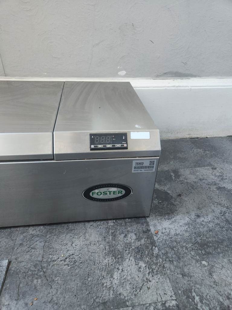 Foster salad machine