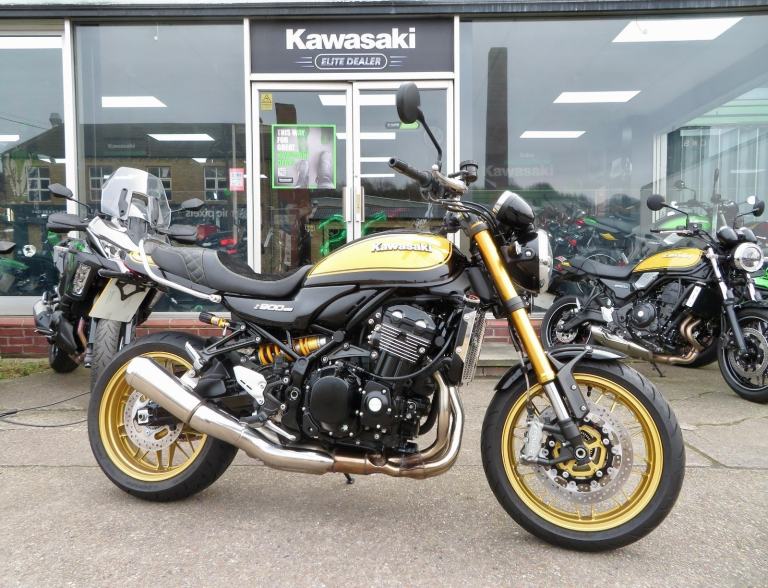 KAWASAKI Z900RS SE 