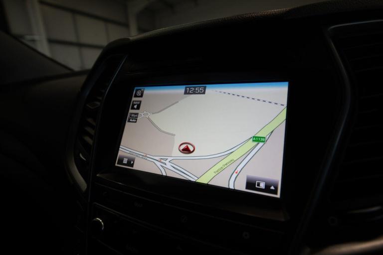 2016 Hyundai Santa Fe 2.2 CRDi Blue Drive Wiggins Edition SUV 5dr Diesel Auto 4WD Euro 6 (s/s) (7...