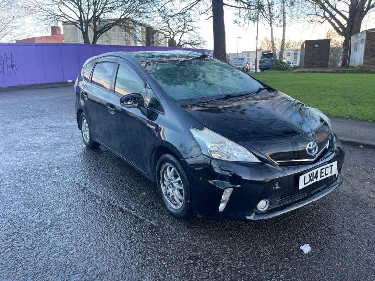 Toyota Prius plus 7 seater 14 plate good condition 