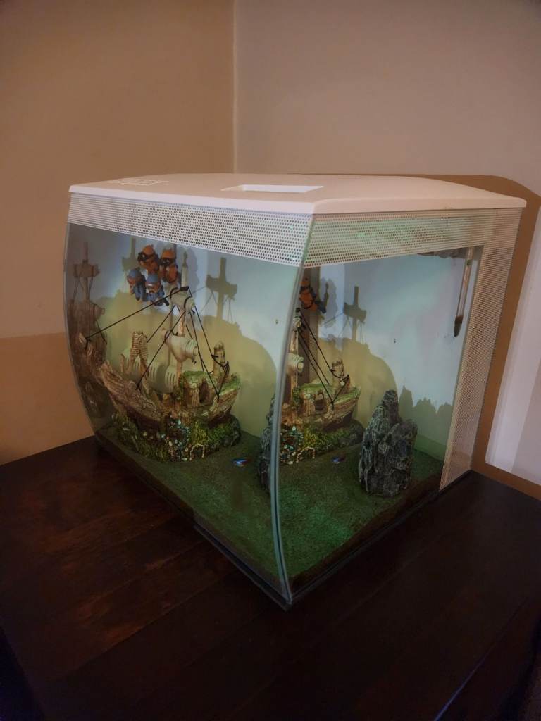 Fluval Flex 7500K Aquarium Fish Tank