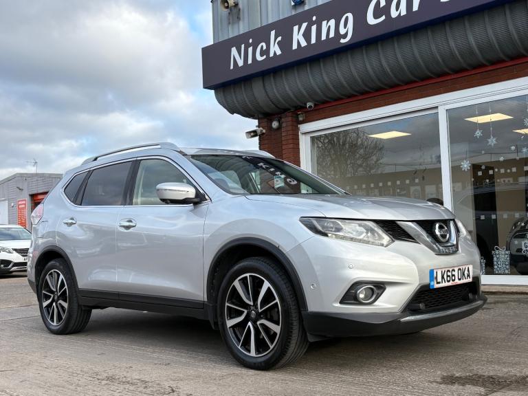 2016 Nissan X-Trail 1.6 DiG-T Tekna 5dr ++ PANROOF / NAV / CAMERA / LEATHER / 7 SEATS / ULEZ ++ E...
