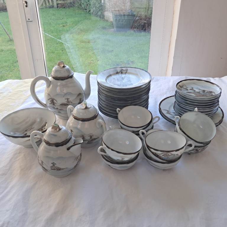 Vintage Japanese Kutani 41 piece Tea set, eggshell porcelain. 