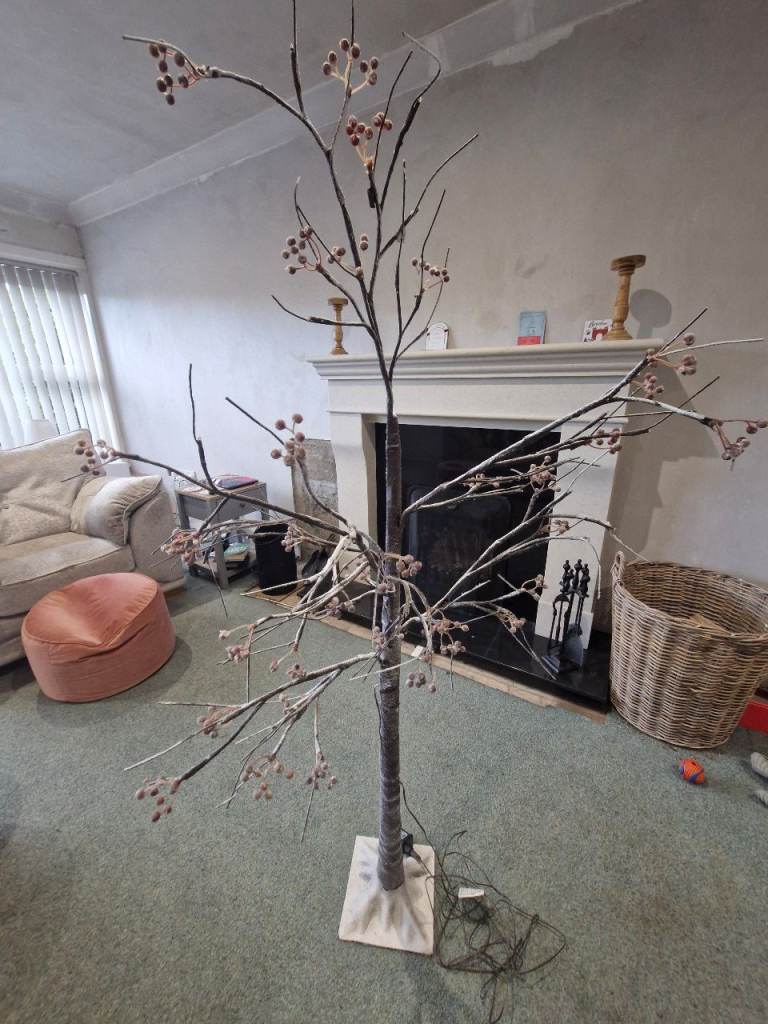 Snowy Berry Twig Tree