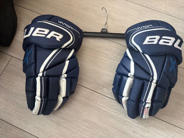 Ice hockey kit 