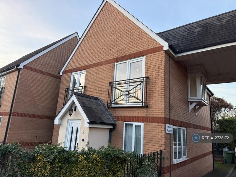 2 bedroom flat in Robinson Court, Royston, SG8 (2 bed) (#2738172)