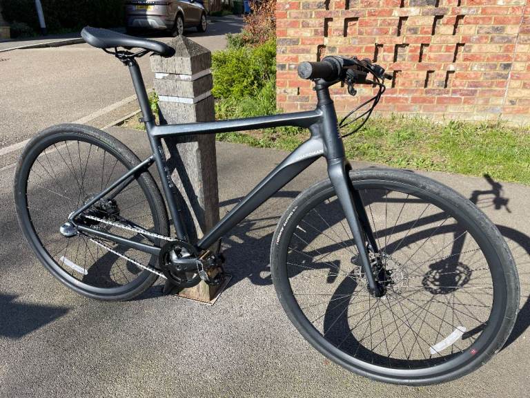 Boardman URB 8.6 Medium Hybrid Bike
