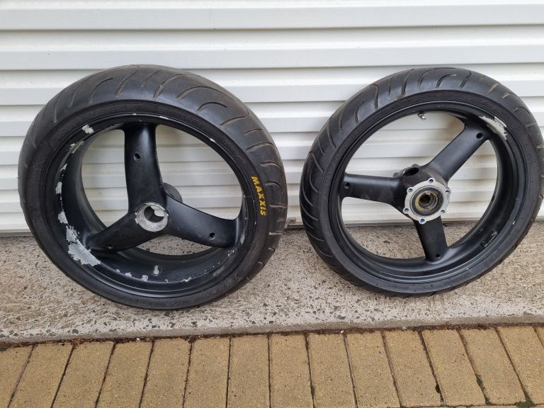 Triumph 3 spoke wheels