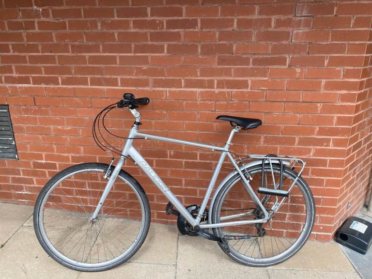 Ralleigh pioneer tour hybrid road bike