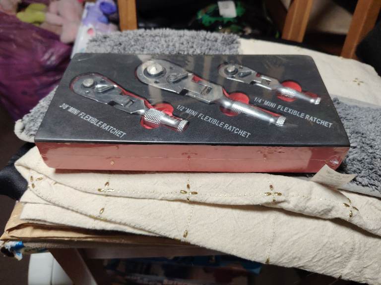 Mini flexible head ratchet set 