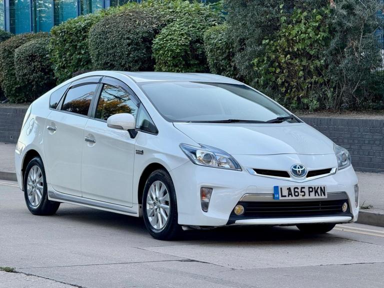 2020 Toyota Prius 1.8 VVT-h T Spirit Hatchback 5dr Petrol Hybrid CVT Euro 5 (s/s) (136 ps) Petrol...