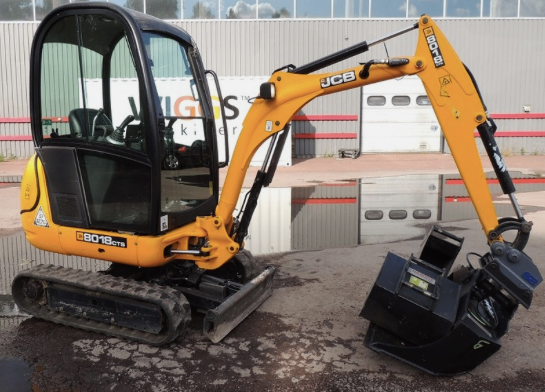 Mini Digger Hire £70