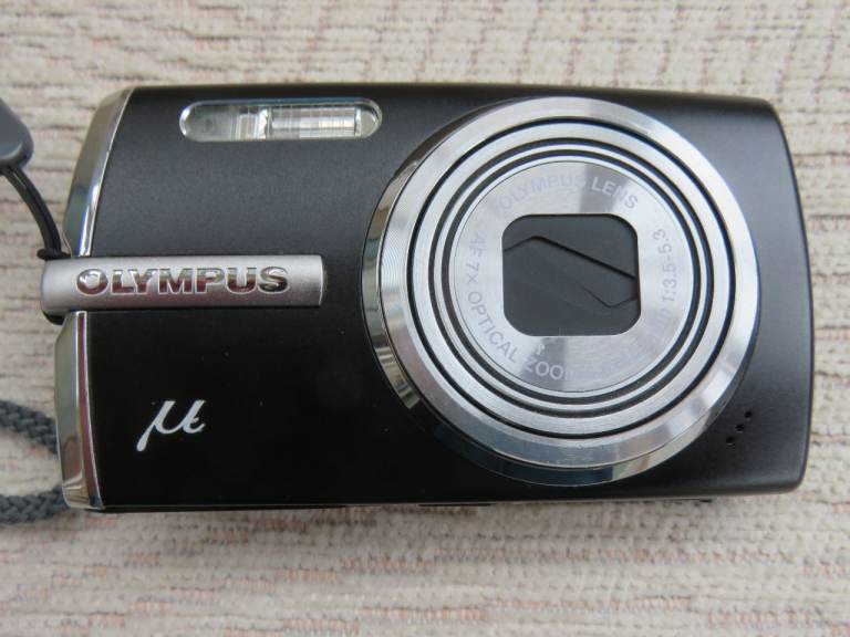 Olympus mju 1010 Digital Camera.