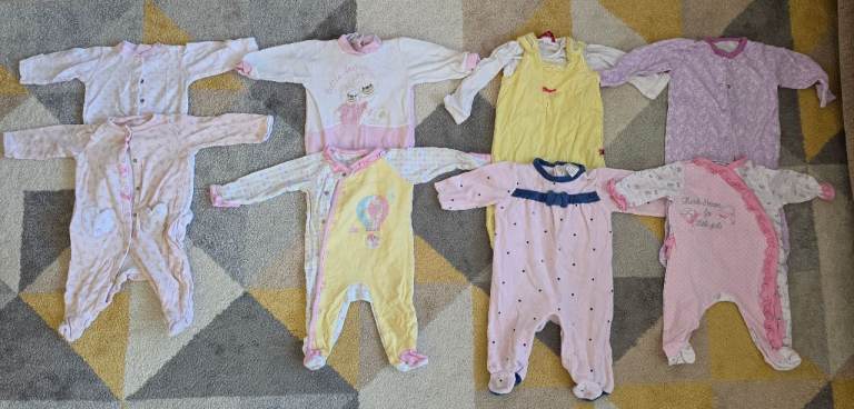Baby clothes bundle from 0-6m, 3-6m, 6-9m, 9-12m.  Smoke and Pet Free Home.