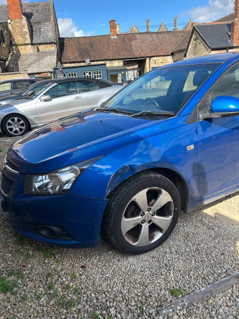 Chevrolet, CRUZE, Saloon, 2011, Manual, 1796 (cc), 4 doors