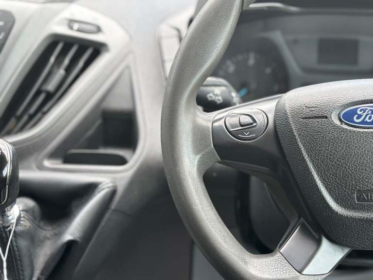 FORD TRANSIT CUSTOM 2.0 TDCi 290 2017