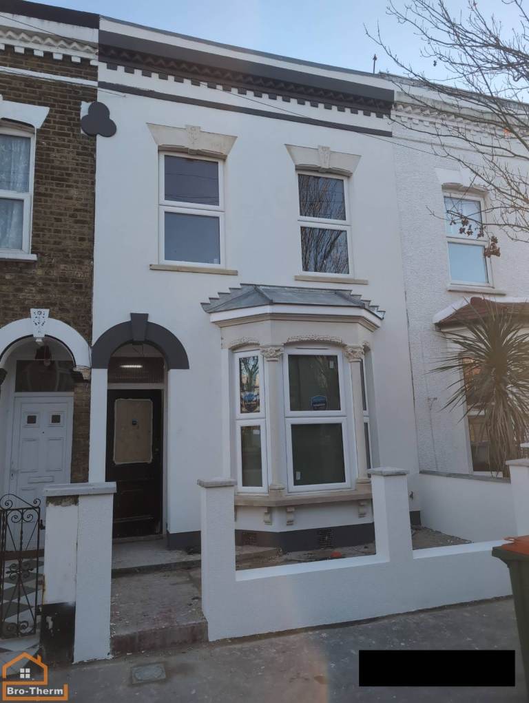 EN: External wall insulation, Rendering, Plastering    PL: Docieplenia, Tynki, Plaster