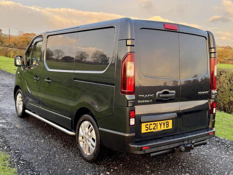RENAULT TRAFIC 2.0 SL28 ENERGY dCi 120 Business+ MY19 Grey Manual Diesel 2021