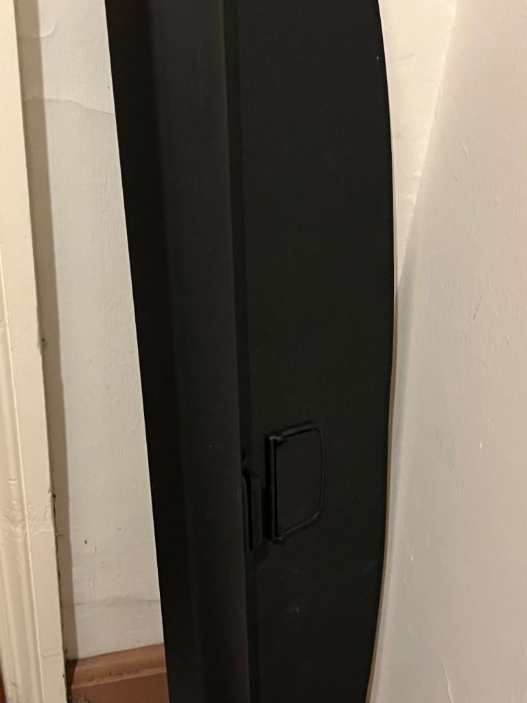 Q7 Parcel retractable shelf 