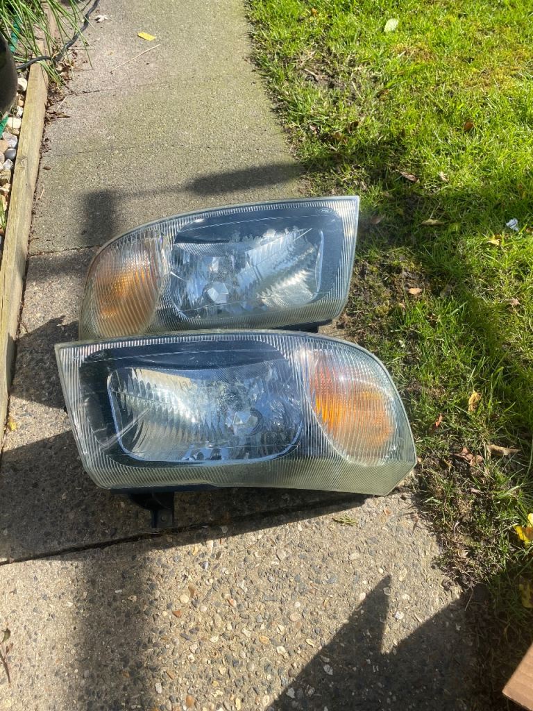 Ford transit MK6 headlights