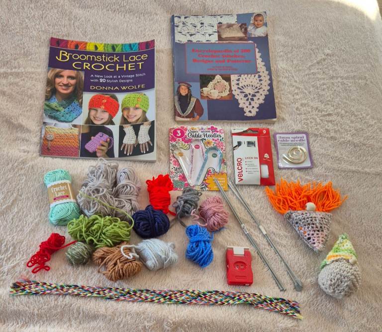 Crochet set with 2 books etc smoke and pet free home