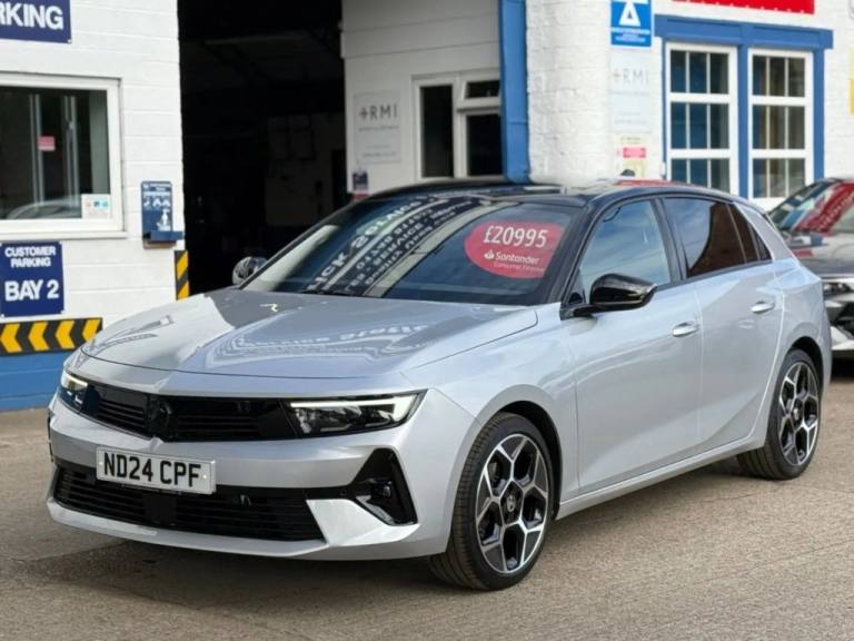 2024 Vauxhall Astra 1.2 Turbo Ultimate Hatchback 5dr Petrol Manual Euro 6 (s/s) (130 ps) Hatchbac...