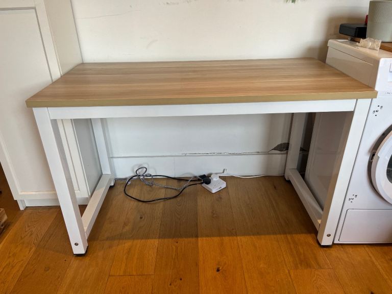 Sturdy Wooden Desk / Table – Very Good Condition