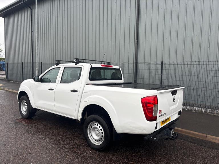 2021 (21) NISSAN NAVARA NP300 D23 2.3 DCI DOUBLE CAB PICKUP + TOW BAR &amp; ROLLER