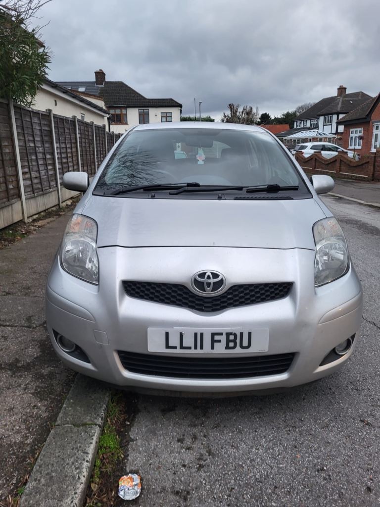 Toyota, YARIS, 2011, Semi-Auto, 1329 (cc), 5 doors