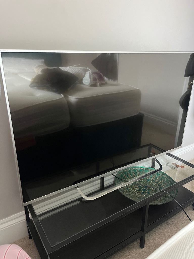 42 inches flat screen sonny TV