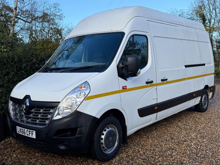 2017 Renault Master 2.3 Master 35 MWB Panel Van Diesel Manual
