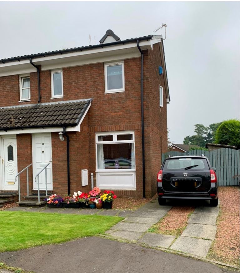 2 bed semi detached home to rent, Robroyston