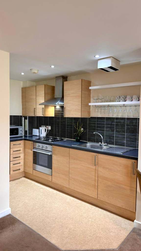 2 Double Bed Flat – Modern Granton Waterfront Development with Parking - £1,300pcm