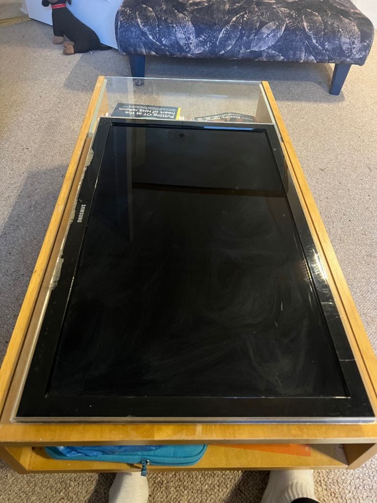 Samsung UE32D5000 - 32" - 5 Series LED TV 1080p (FullHD) - charcoal black