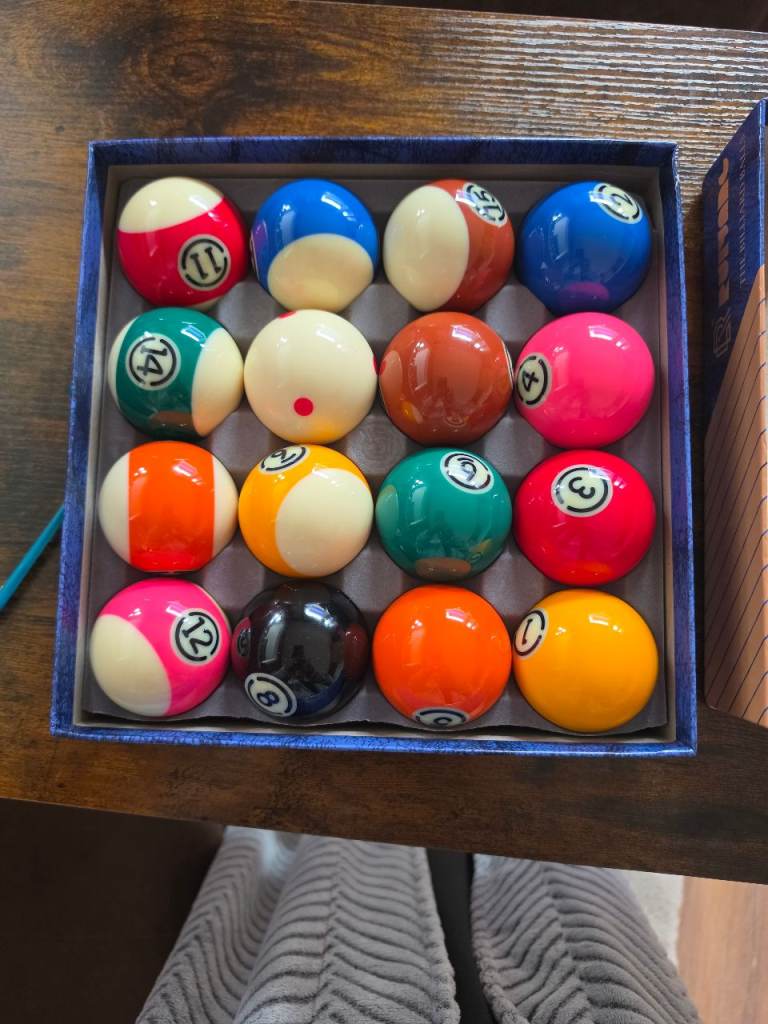 Pool table balls