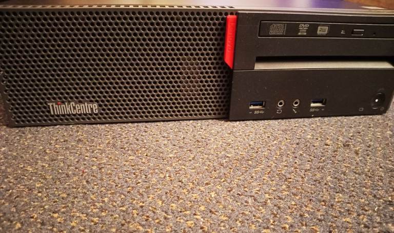 LOVELY LENOVO M700 SLIMLINE DESKTOP -  6TH GEN -SSD