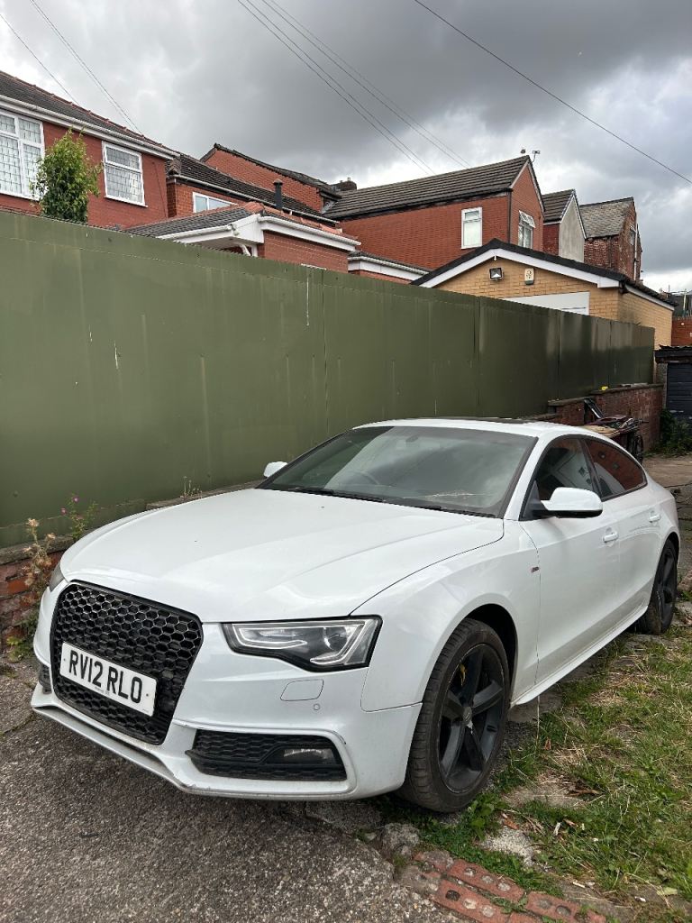Audi, A5, Hatchback, 2012, Manual, 1798 (cc), 5 doors