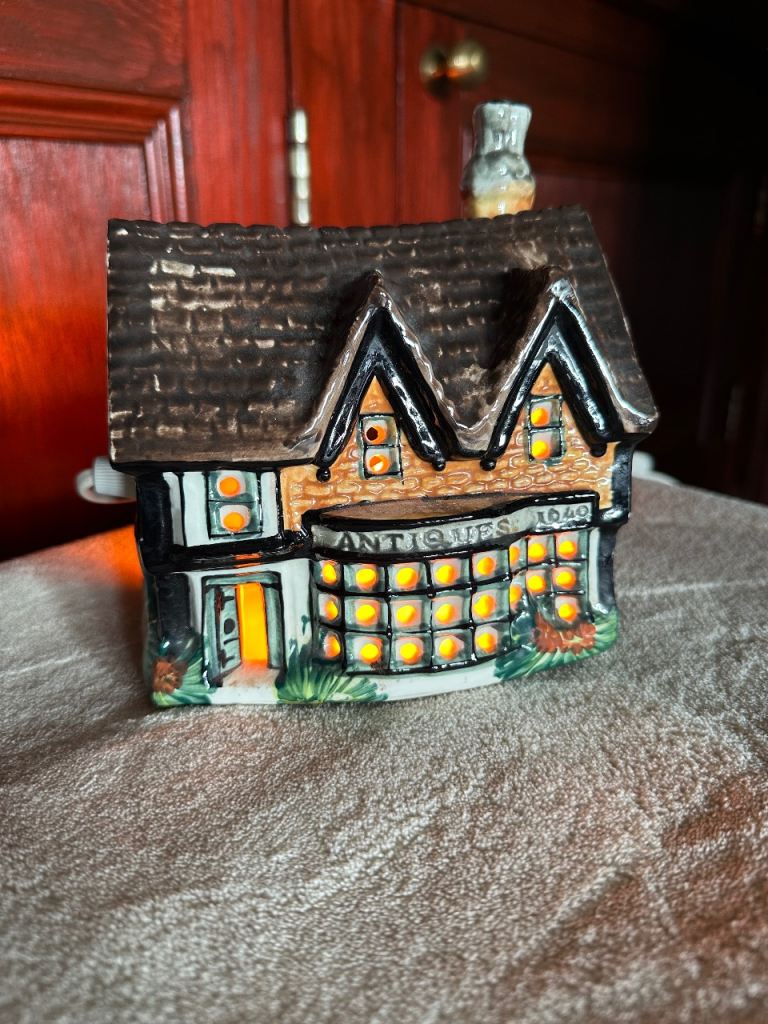 Derek Fowler Studio Antique Shop Ceramic Light
