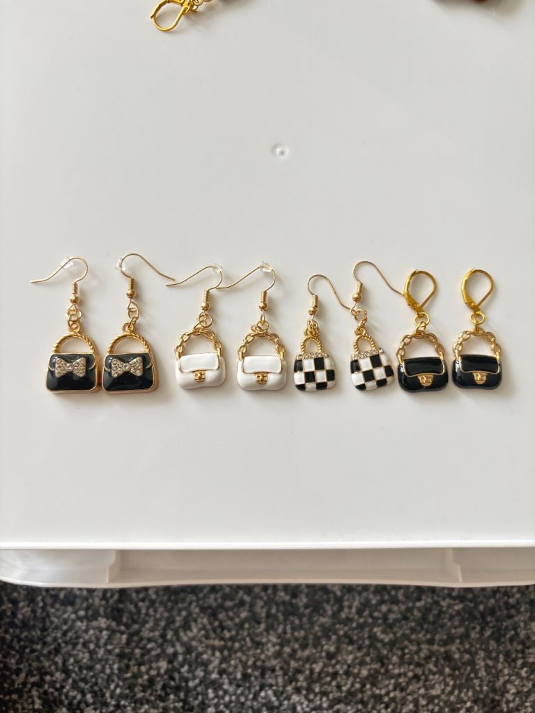 New Gold-Tone Bag Design Earrings – Black, White & Checkered