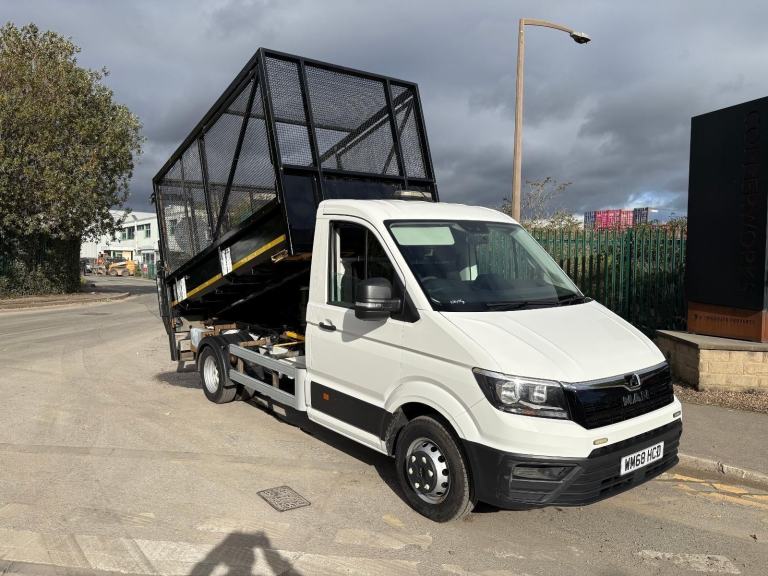 2019 MAN TGE 5.180 auto 5ton twin wheel cage tipper with taillifed 