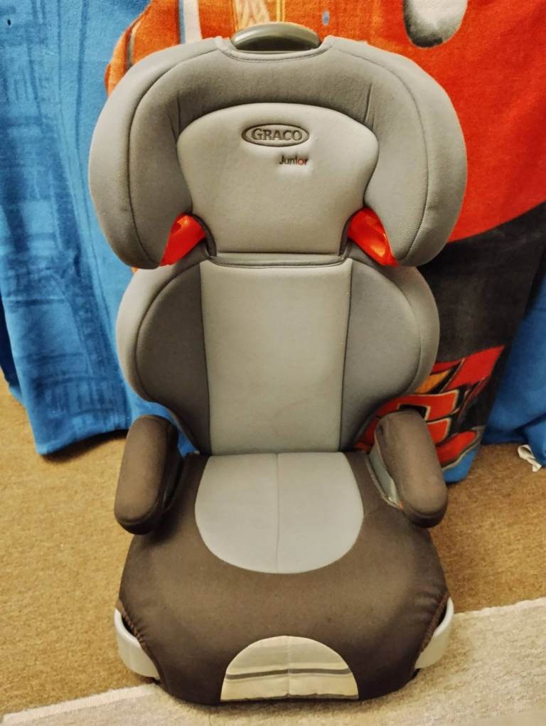 Group 2/3 Graco Car Seat - suitable from 4 to approx. 12 years (15-36 kg) in good clean condition