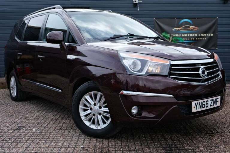 2016 Ssangyong Turismo 2.2D EX MPV 5dr Diesel Manual Euro 6 (178 ps) MPV Diesel Manual